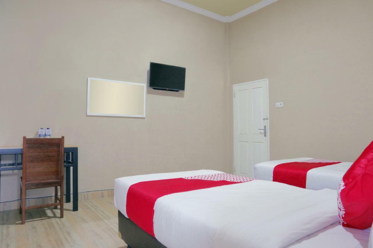 Oyo 1386 Hotel Grand Gabelo Bukittinggi Luaran gambar
